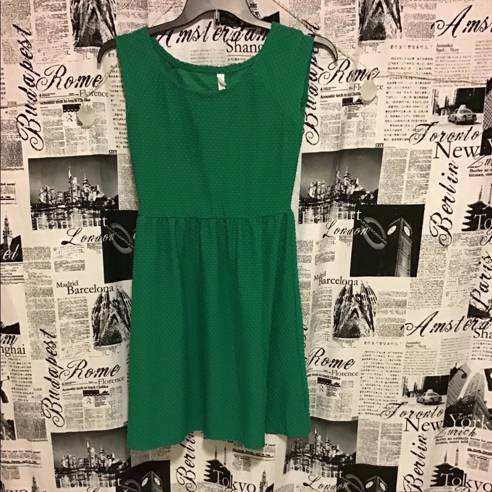 Xhiliration green dress